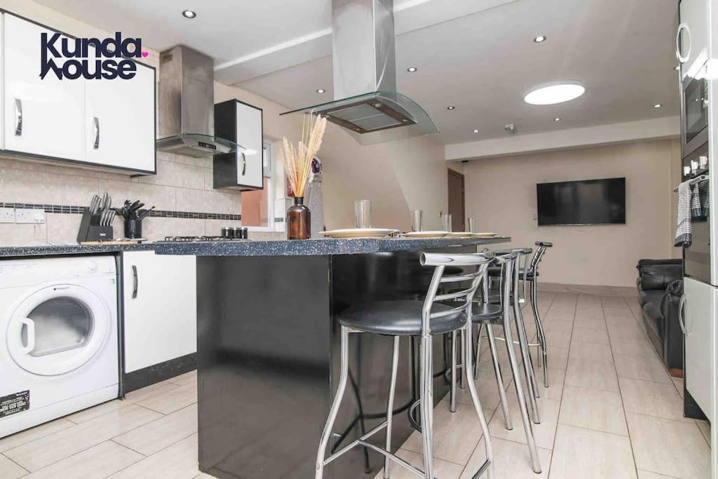 Kunda House Dawlish Βίλα Μπέρμιγχαμ Εξωτερικό φωτογραφία